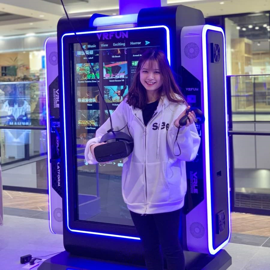 LEKE VR Wholesale Corps Pro Self-Service Platfrom Amusement Park Arcade Machine